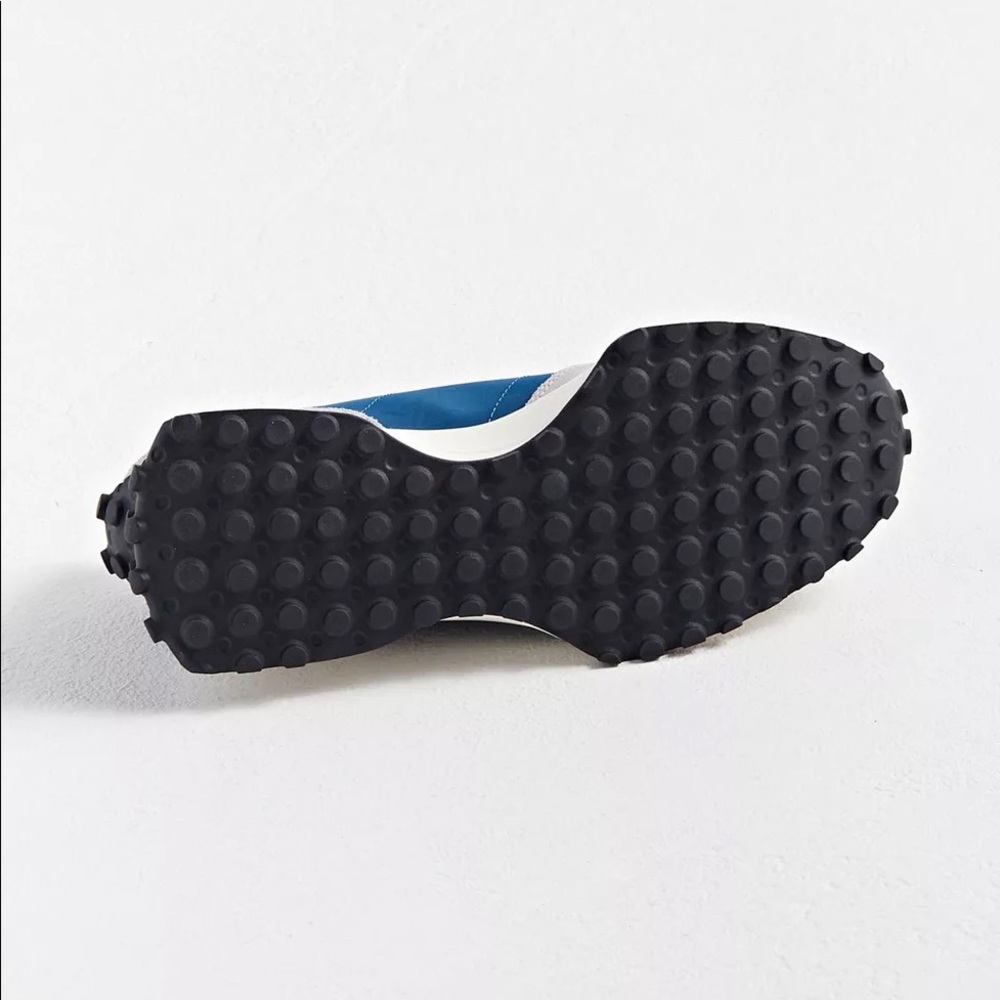 New Balance 327 Sneaker - Picture 7 of 8